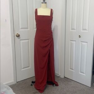 Elegant Rust Sleeveless Gown